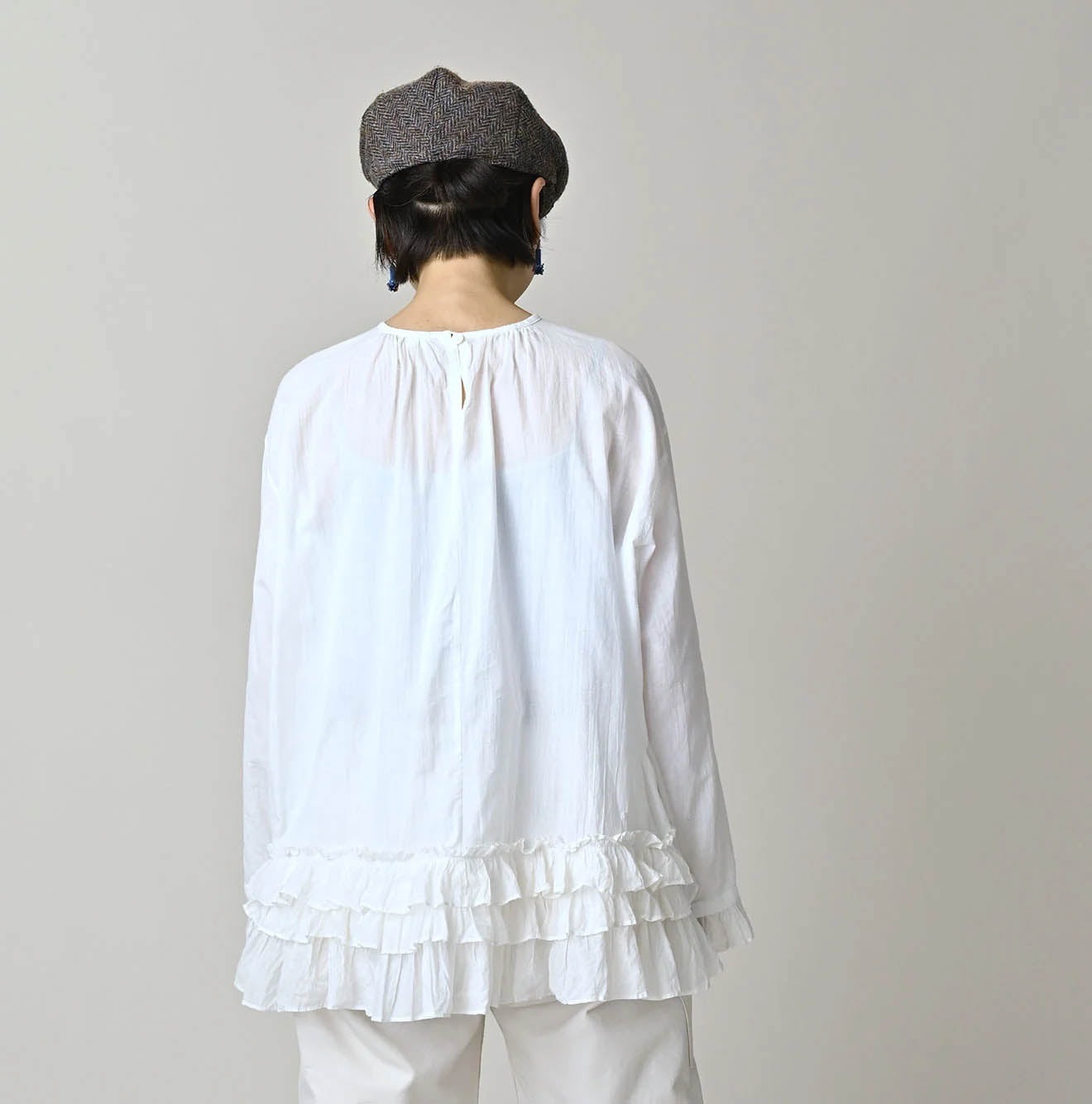 Khadi x Feather Khadi Silk Peplum Frill de T-shirt