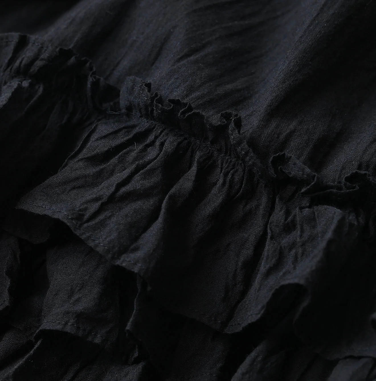 Khadi x Feather Khadi Silk Peplum Frill de T-shirt