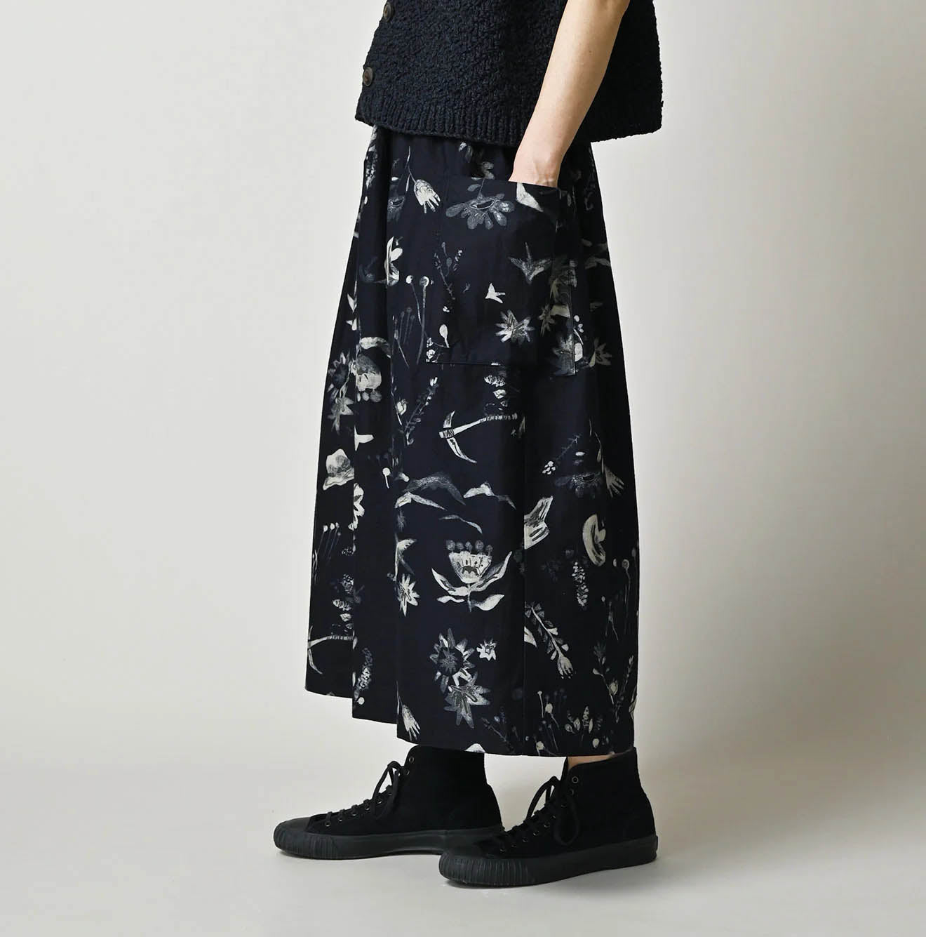Indigo Donkey Tale Print Easy Apron Skirt