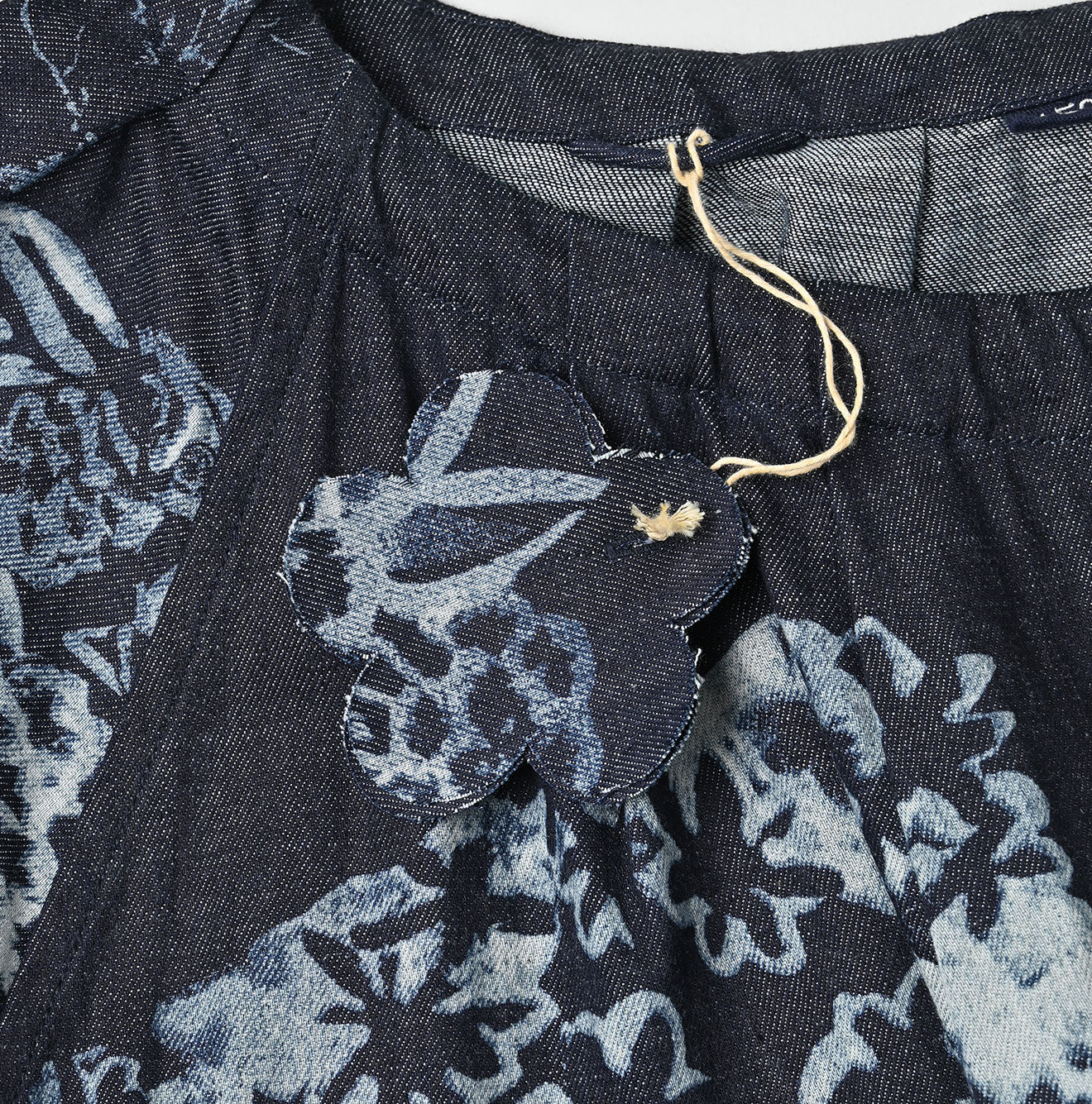 Indigo Wonderland Print Tuck Dress Detail