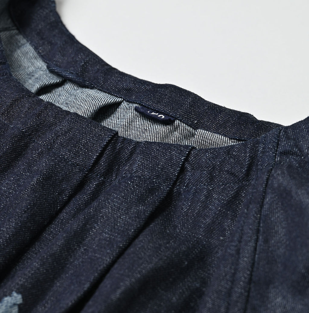 Indigo Wonderland Print Tuck Dress Detail