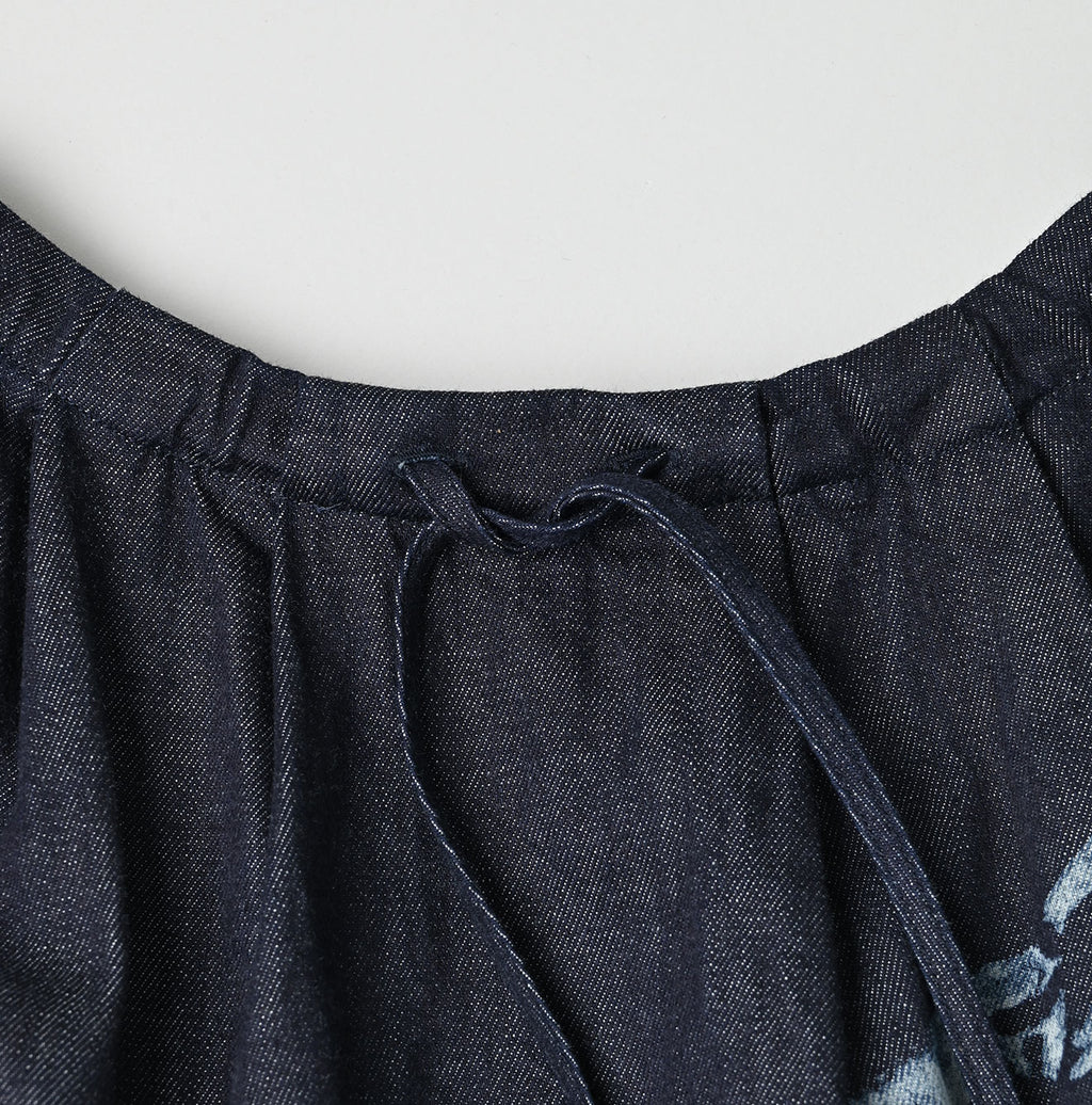 Indigo Wonderland Print Tuck Dress Detail
