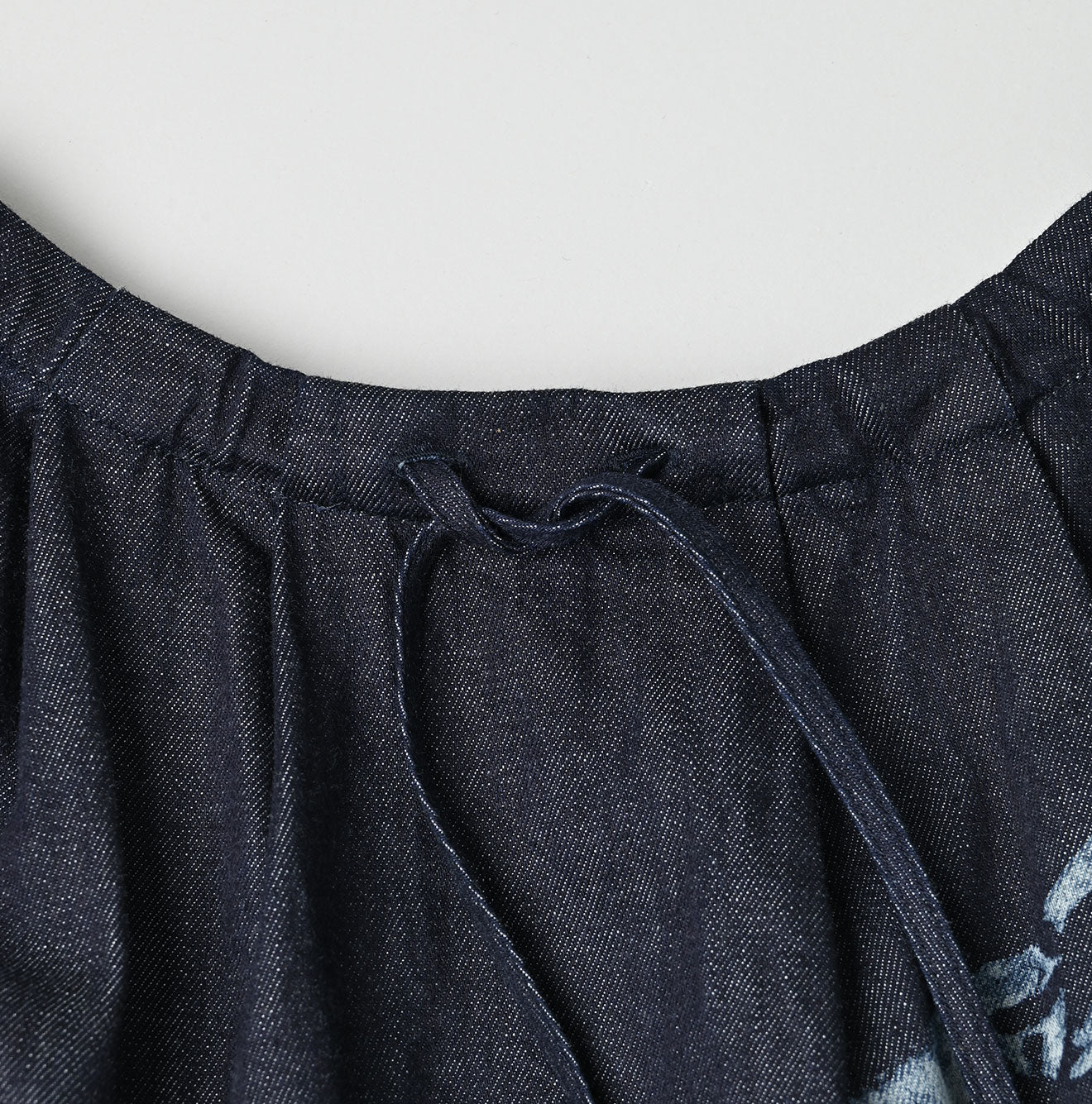 Indigo Wonderland Print Tuck Dress Detail