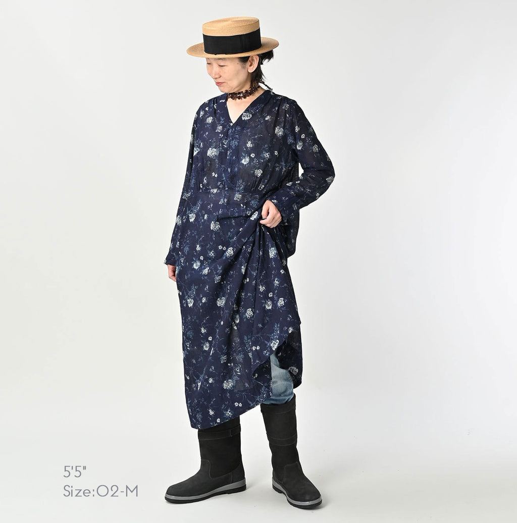 Indigo 45 Gauze Antique Flower Print Dress Female Model