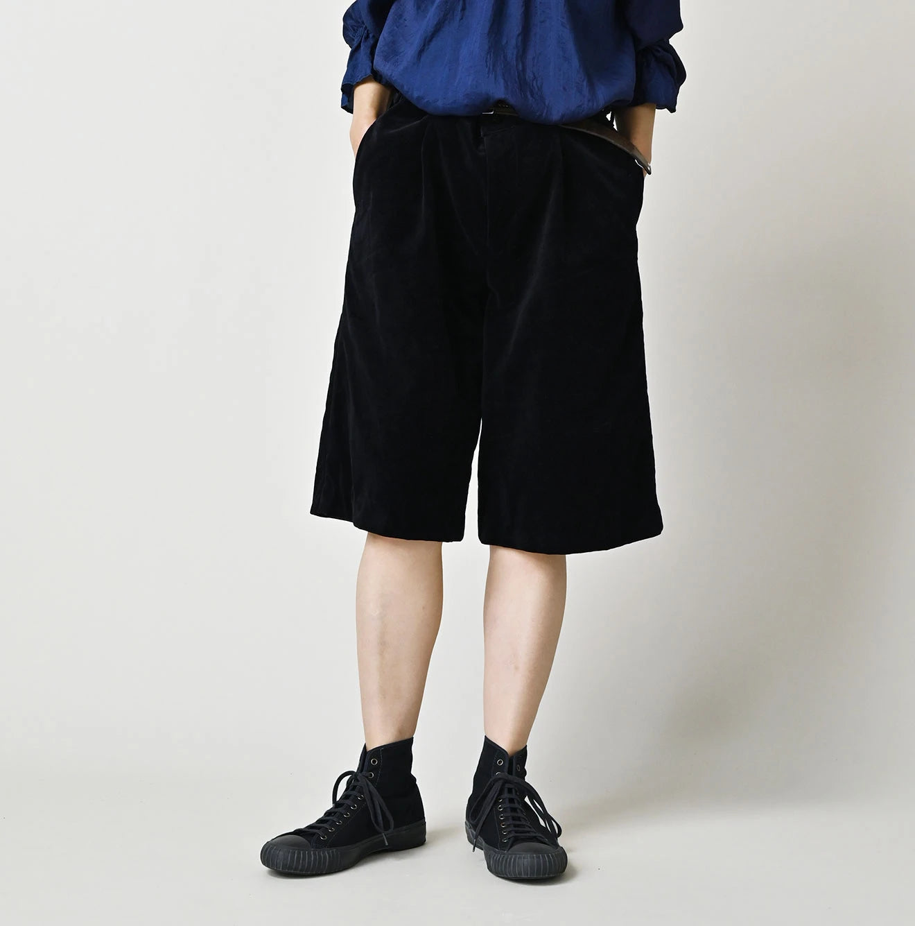 Indigo Velvet Lucy Bermuda Short Pants