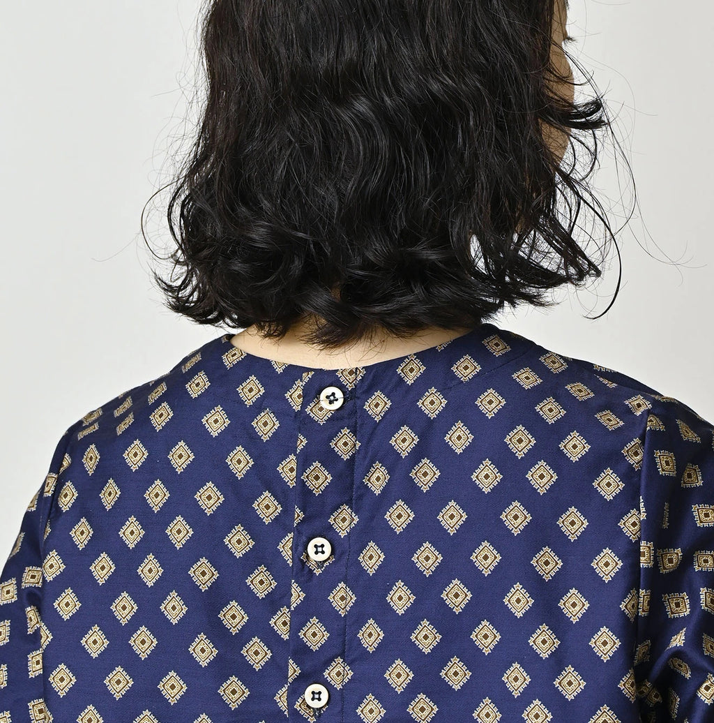 Square Komon Print Puff Blouse