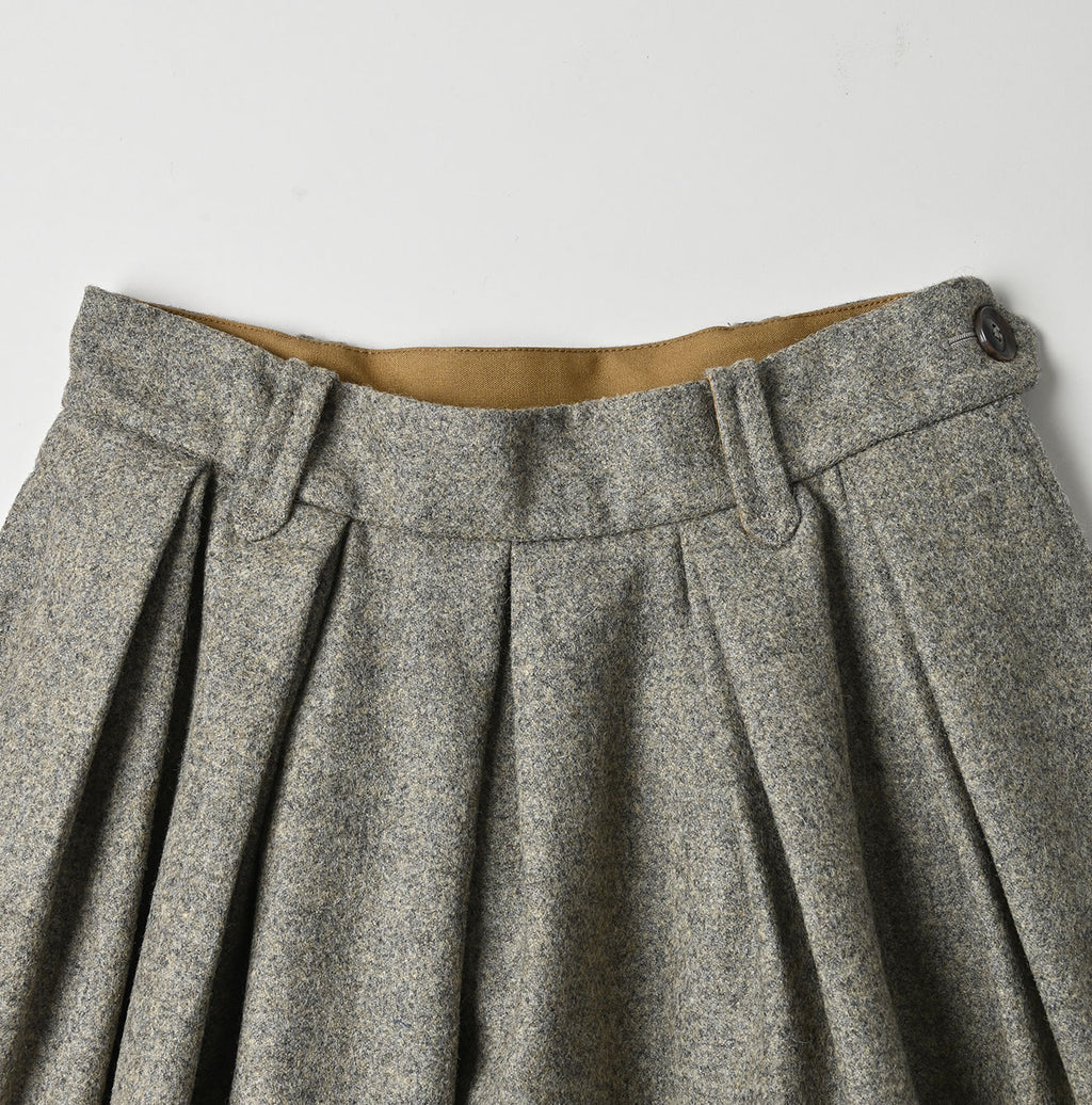 England Flannel Tuck Skirt Detail