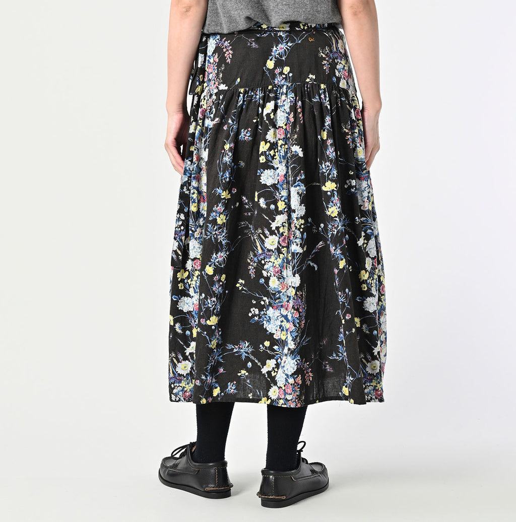 Indian Khadi Bouquet Stripe Print GuruGuru Skirt Female Model