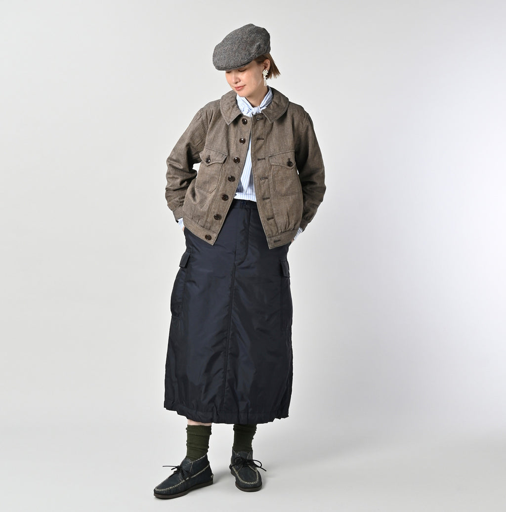 Nylon Quilting Cargo Skirt Female Model