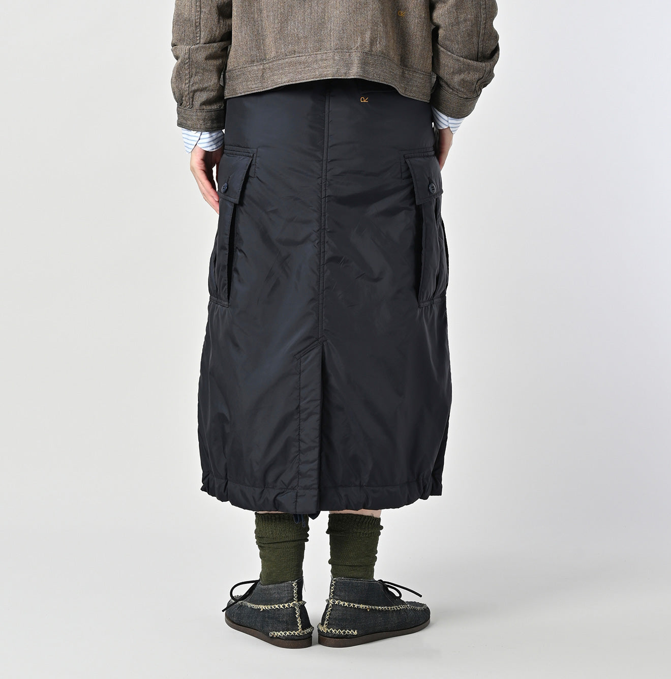 Nylon Quilting Cargo Skirt Female Model
