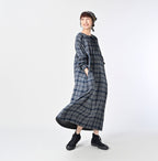 Indigo FuwaFuwa Double Woven Shirring Dress Female Model