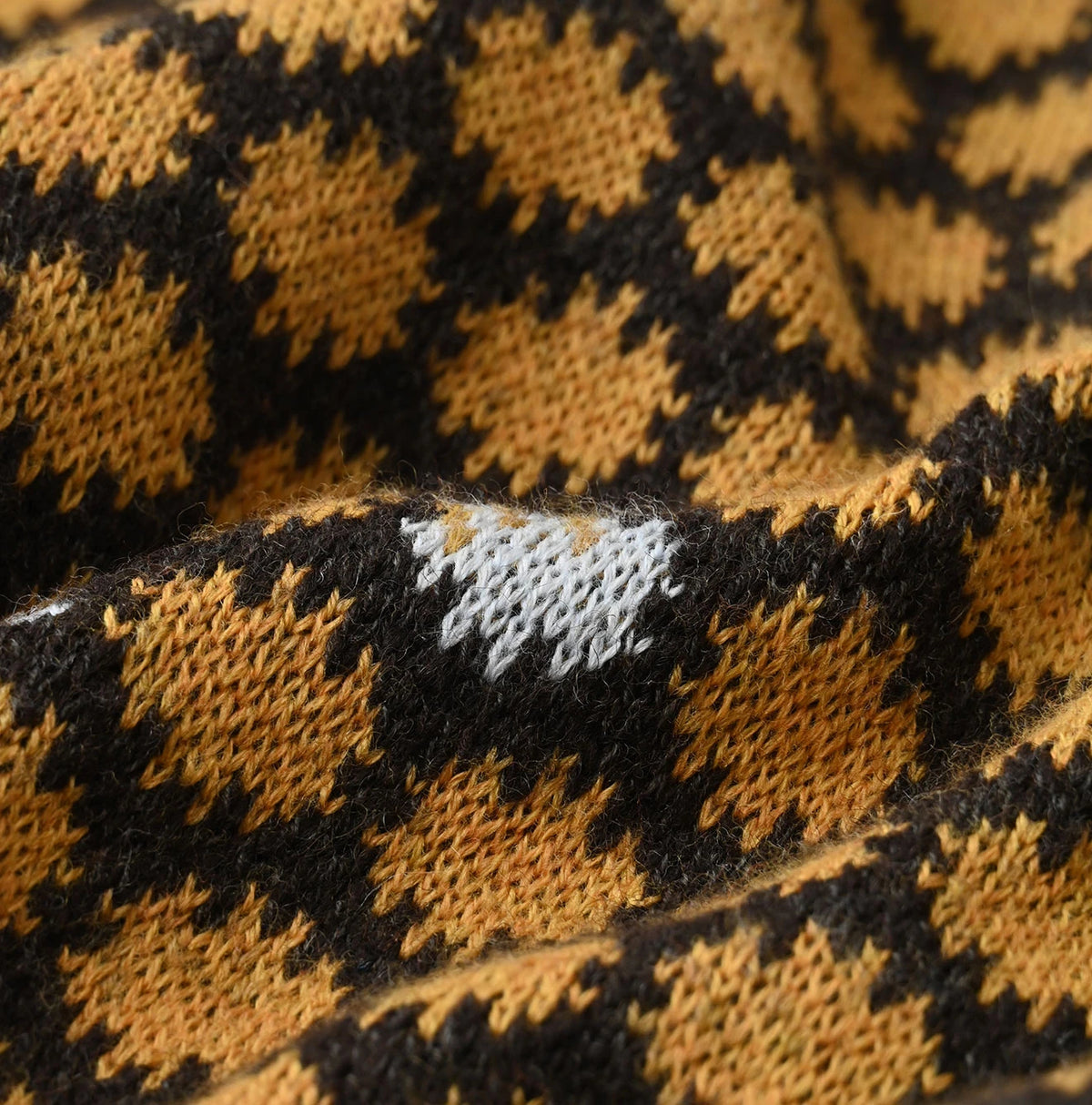 Shetland SAIJIKI Chestnuts Komon Sweater