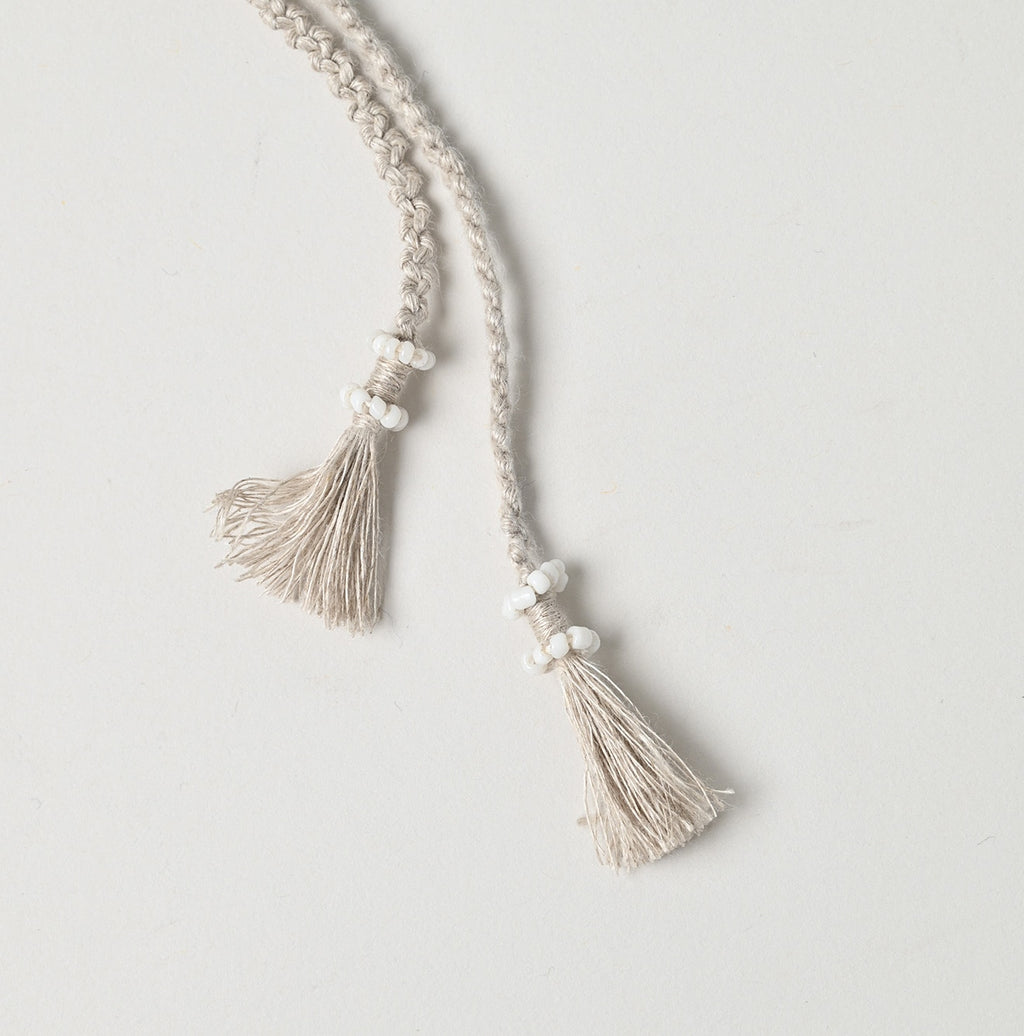 SUN Shell Flower Choker Detail