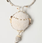 SUN Shell Flower Necklace Detail