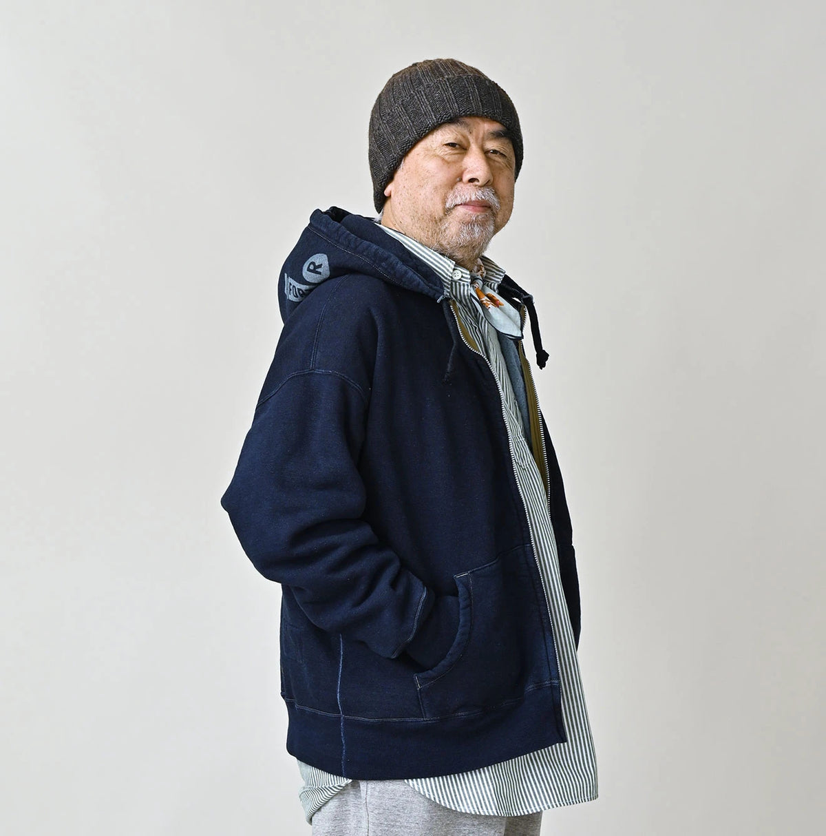 Indigo College Print Urake Drawn-String Hood