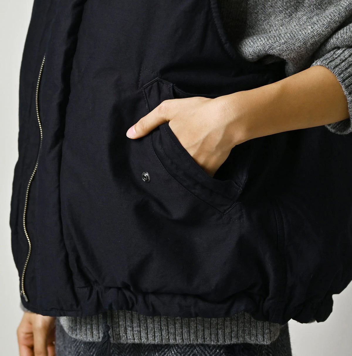 Indigo Thin Back Satin x Nylon Dumbo Collar Flare Vest