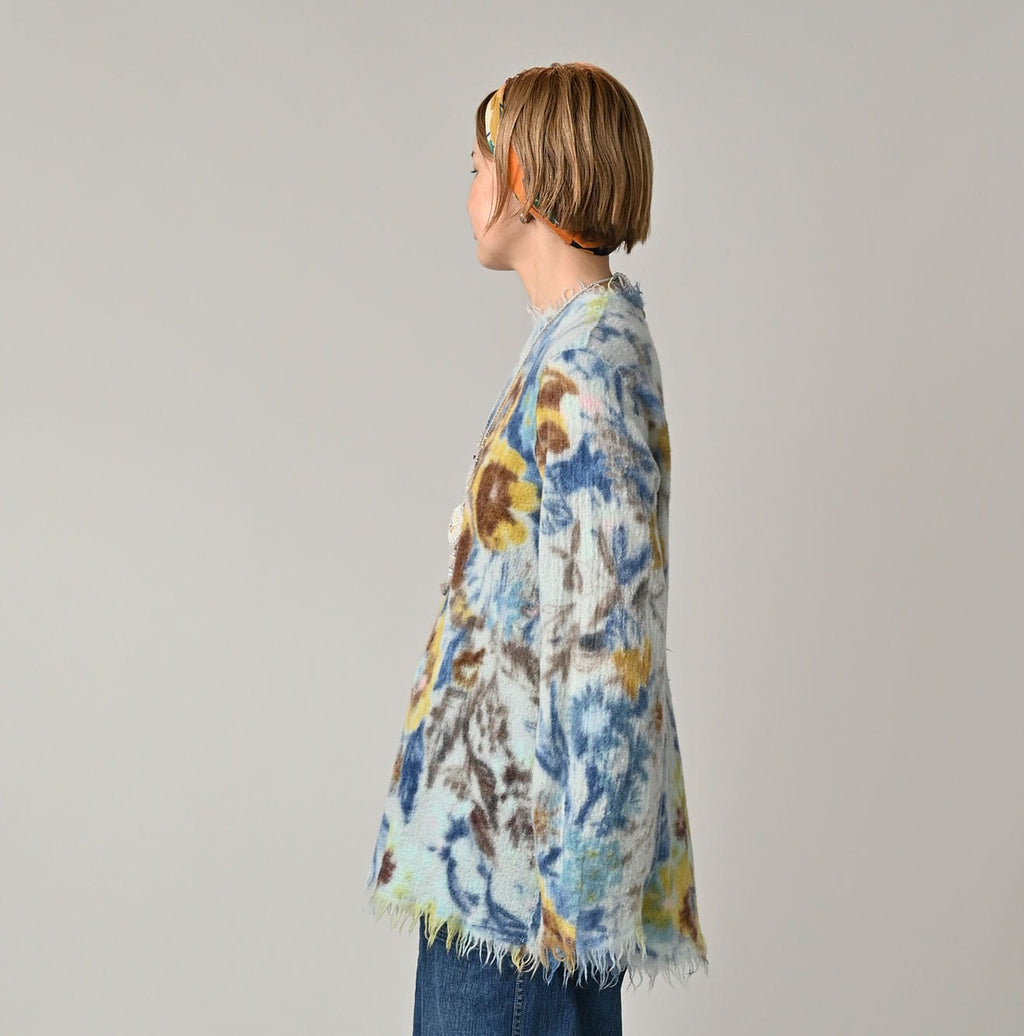 Boiled Wool Jardin Print Poyon Blouse Female Model