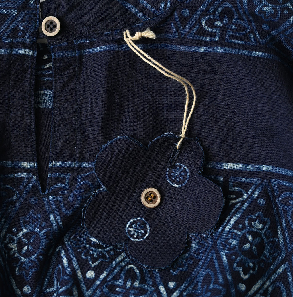 Indigo Picture Book Bandana Blouse Detail