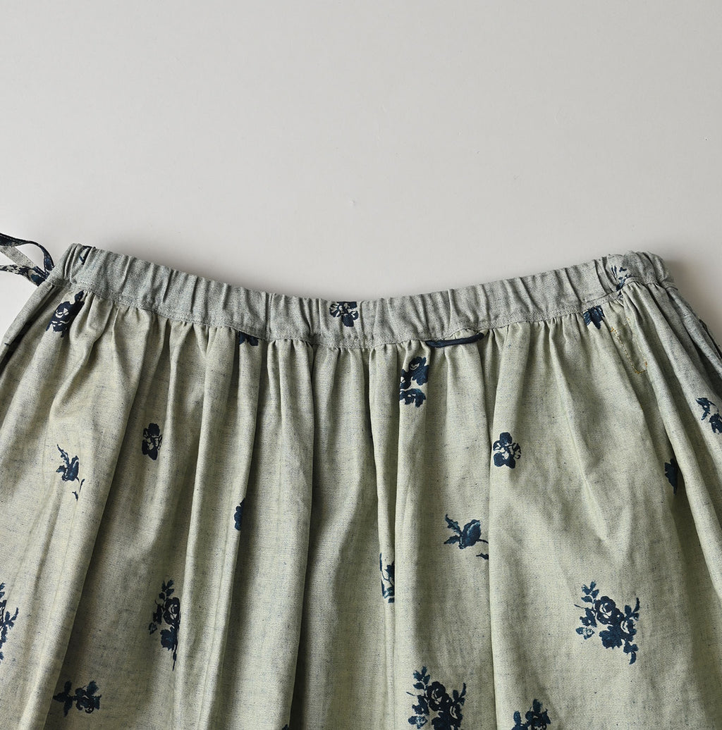 71 Indigo Discharged Rose Print Detail