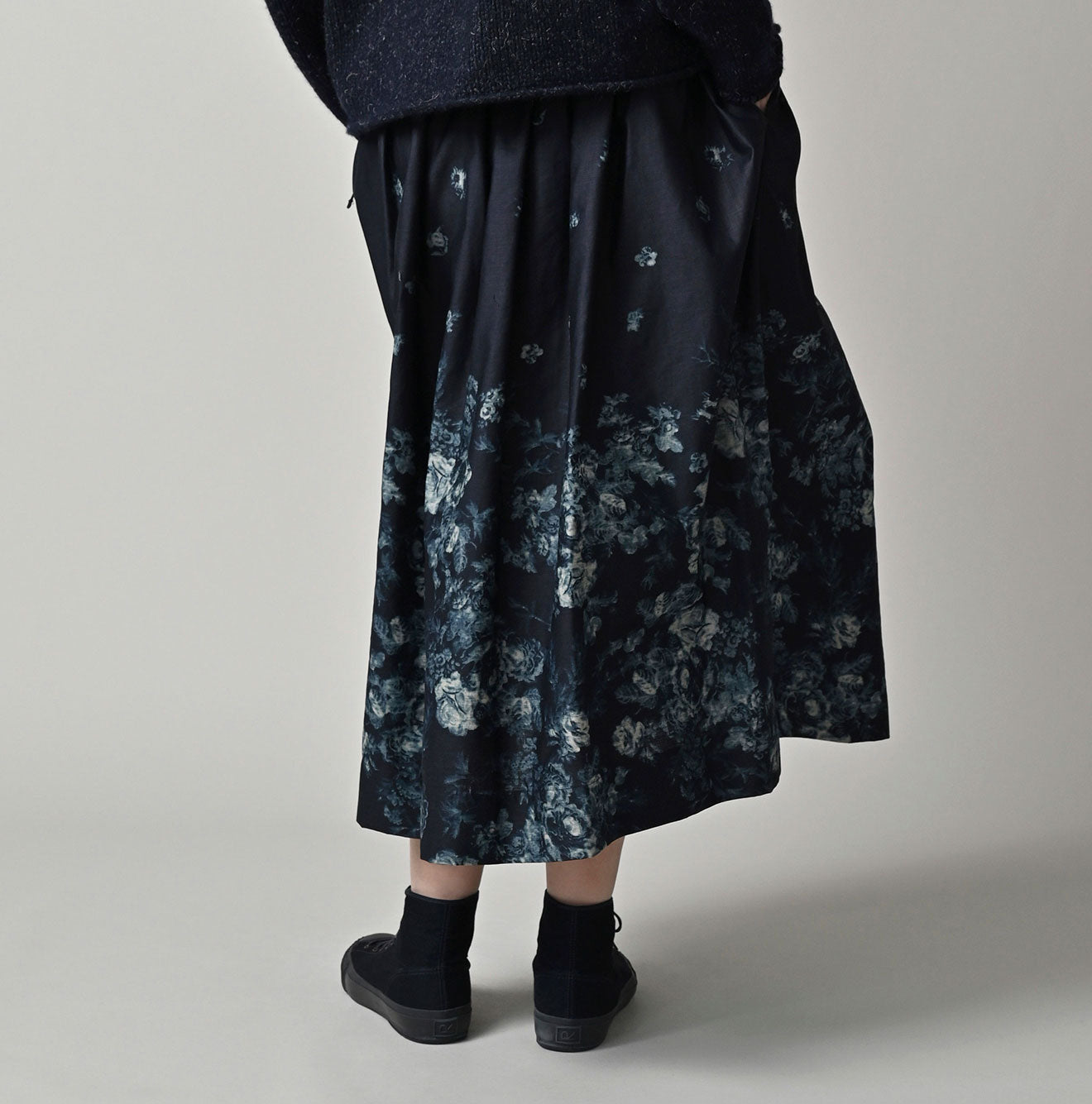 71 Indigo Discharged Rose Print Female Model