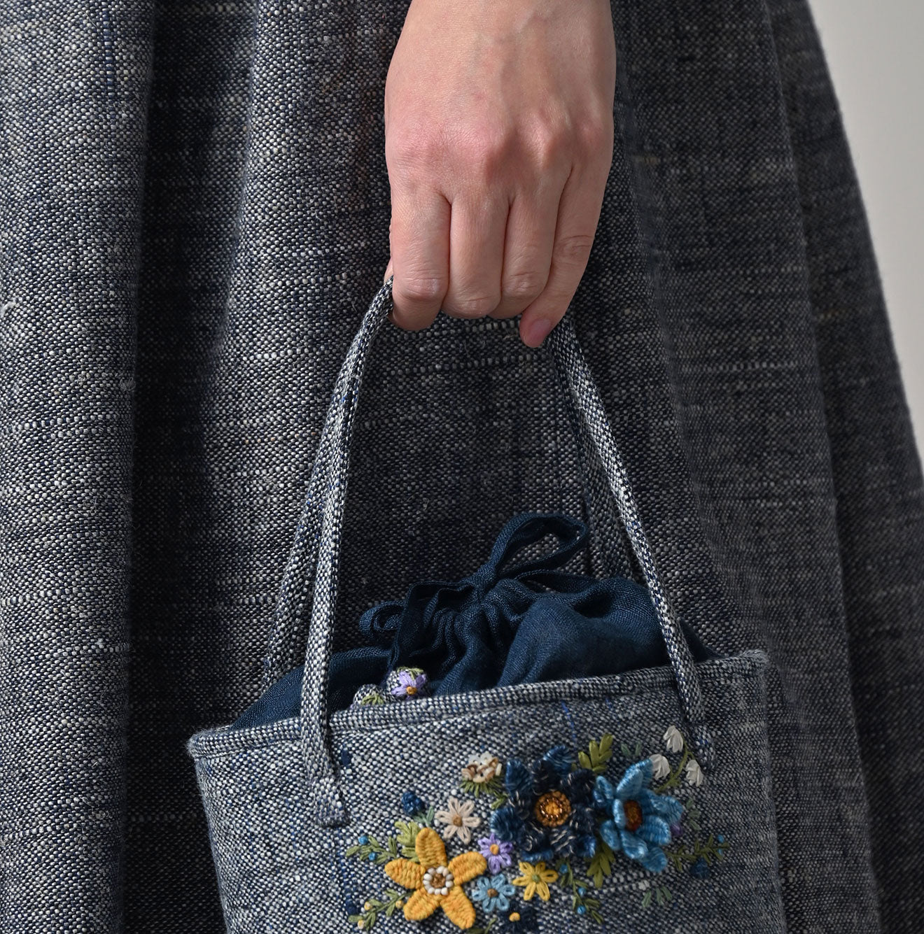 Indigo Tweed Embroidery Petit Bag Female Model