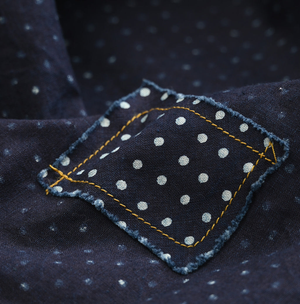 Indigo Picture Book Bandana T-shirt Detail