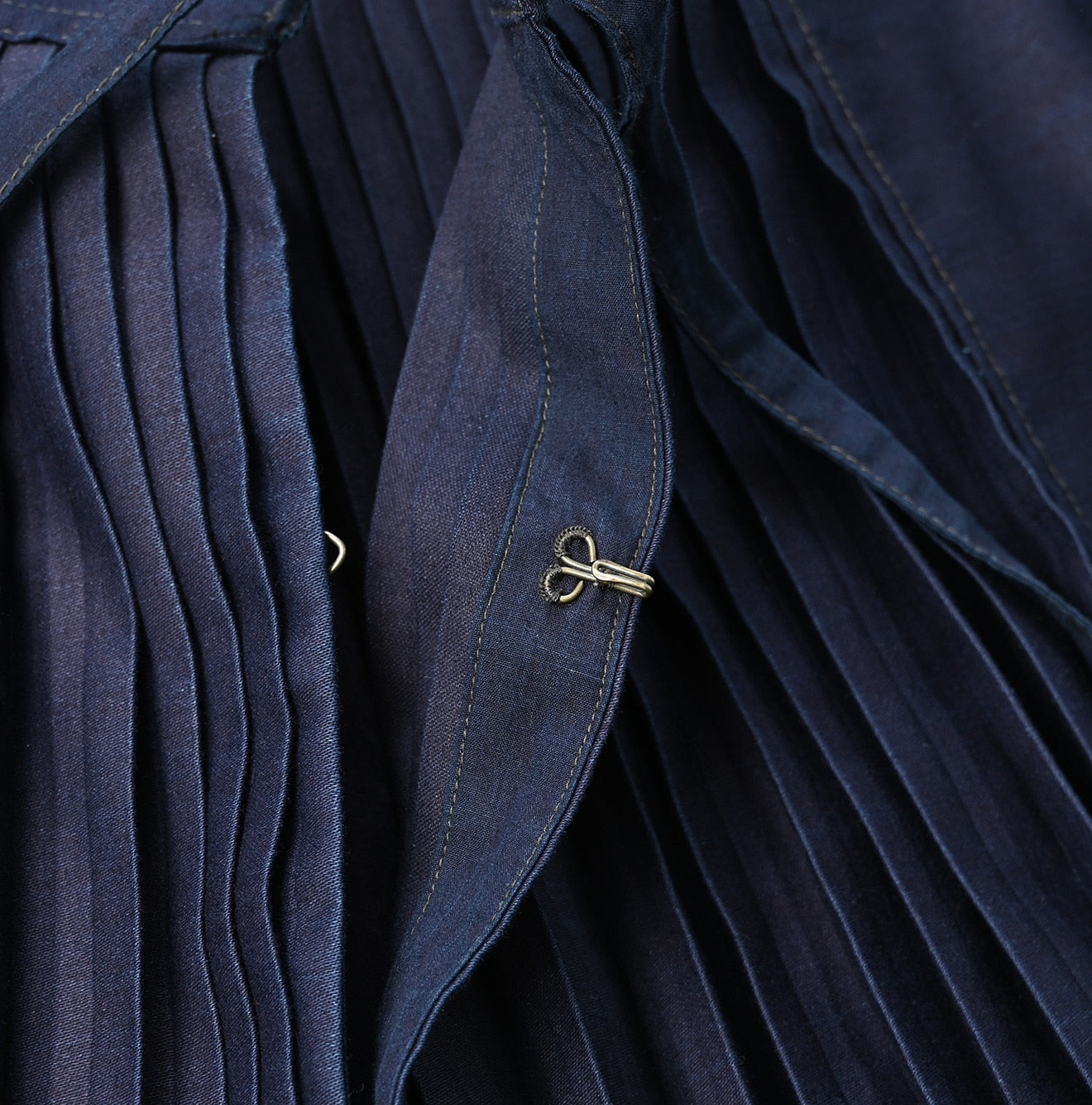 Indigo Chestnut Satin Smock Blouse Detail