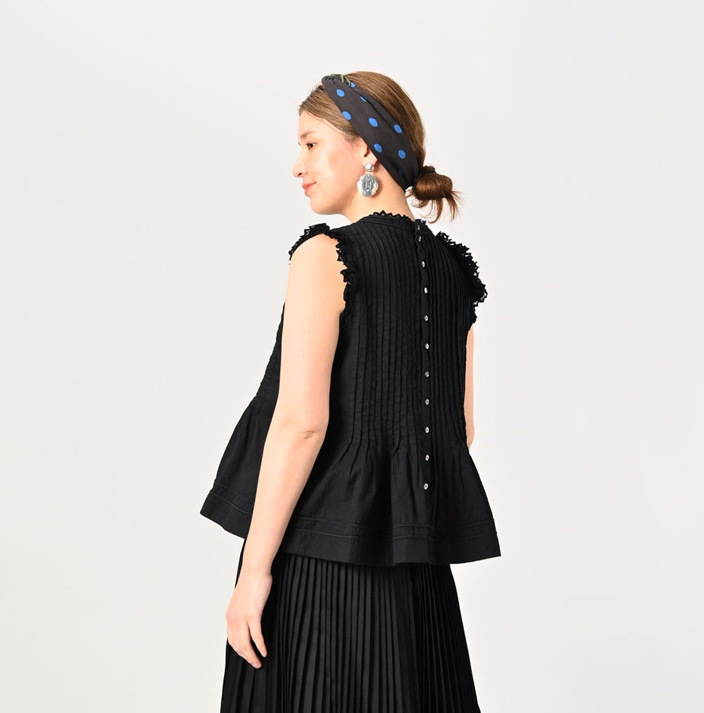 Dobby Stripe Sleeveless Top Female Model