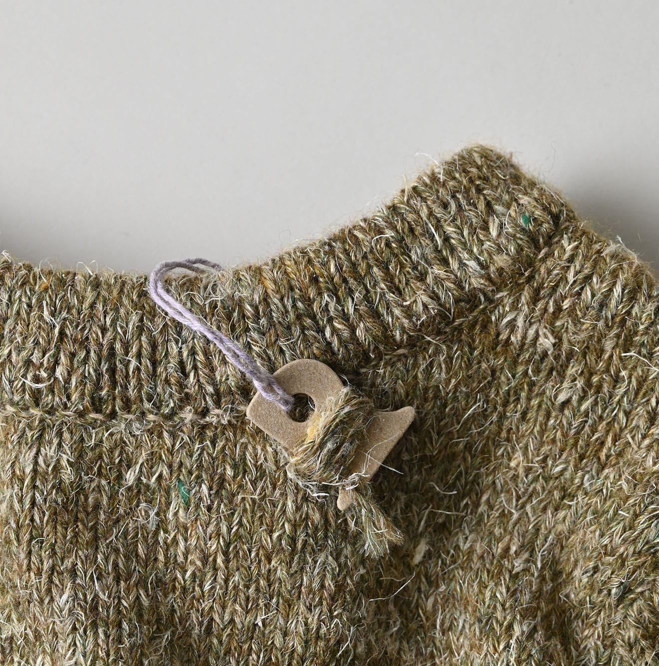 Cashmere Linen Ribbon Knit Detail