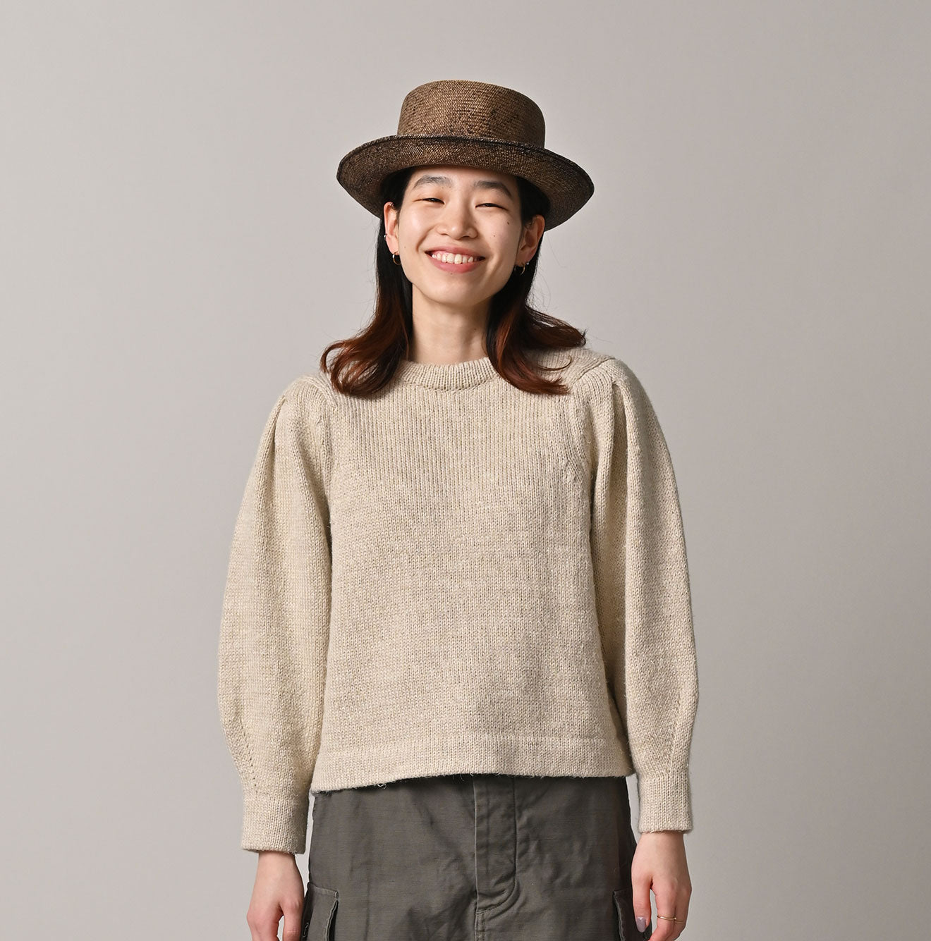 Cashmere Linen Ribbon Knit Female Model