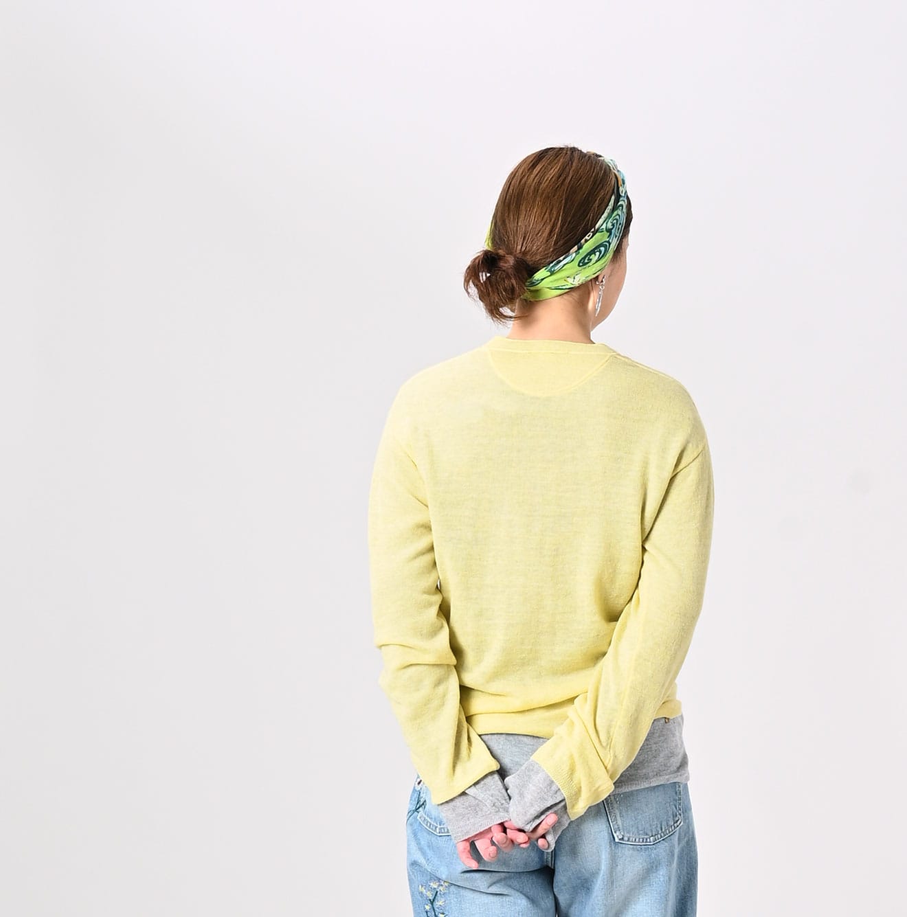 Plant Dyed Cashmere Super Gauze Henley Female Model