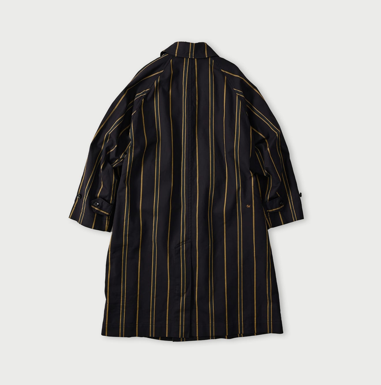 Gabardine Bulltile 908 Soutien Collar Coat Back