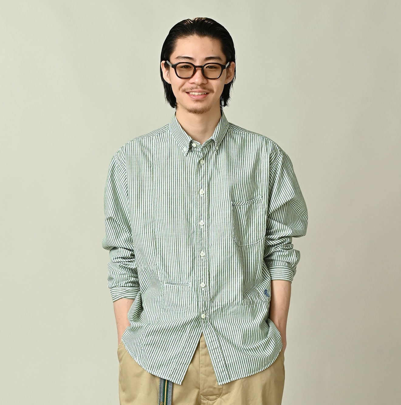 Supima OX 908 Ocean Canvas Shirt Male Model