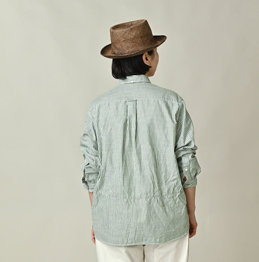 Supima OX 908 Ocean Canvas Shirt Female Model