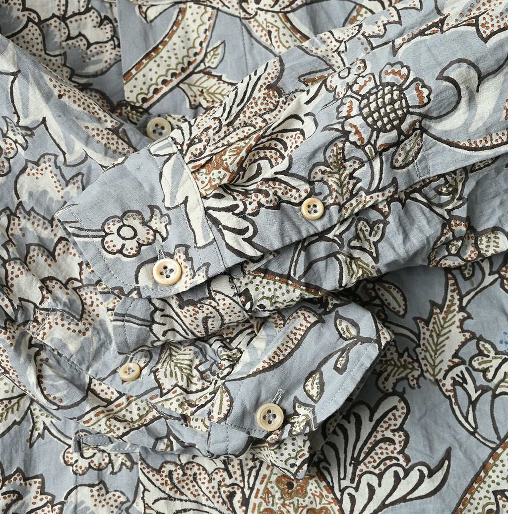 Indian Khadi Flower Sarasa Print 8-knot Shirt Detail