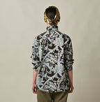 Indian Khadi Flower Sarasa Print 8-knot Shirt Female Model