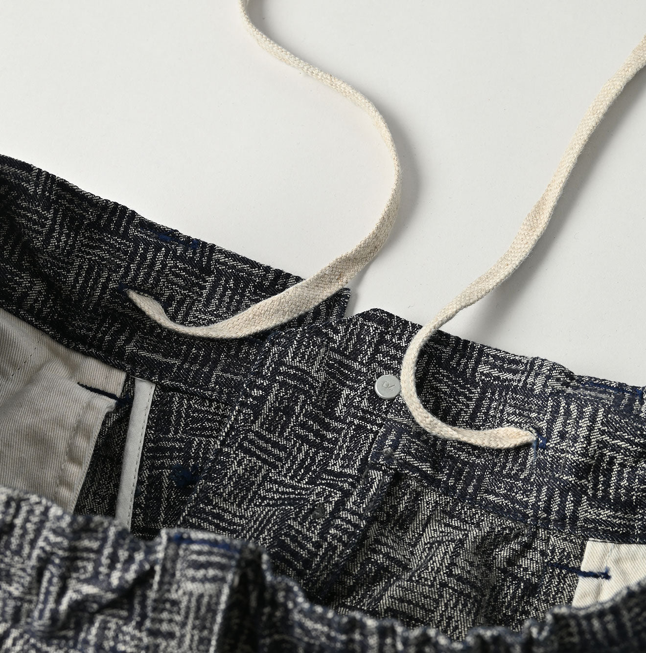 Basket Pattern Jacquard Denim 908 Peg Top Pants Detail