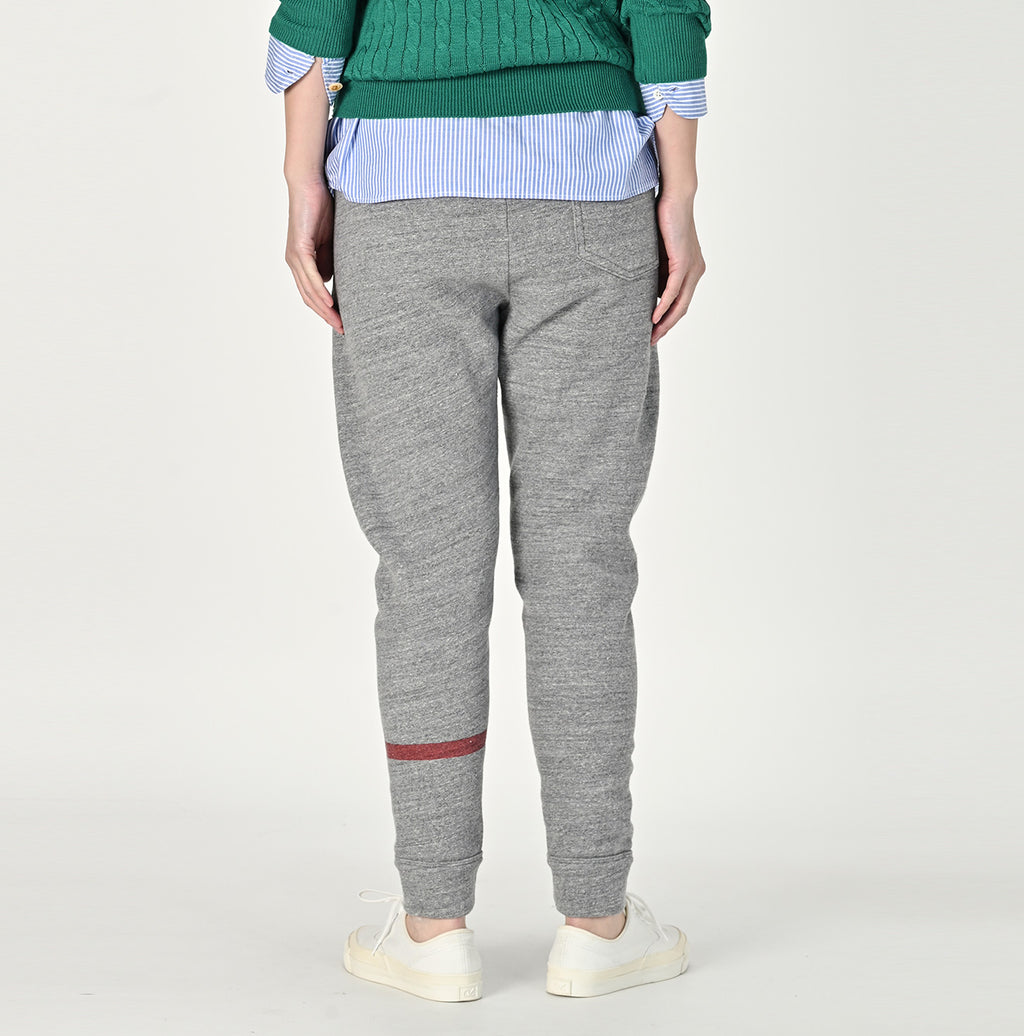 Top Urake 908 Sweat Pants Female Model