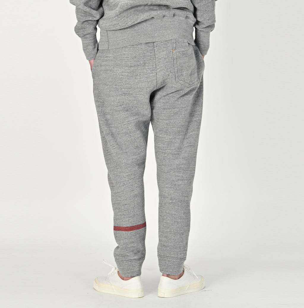Top Urake 908 Sweat Pants Male Model