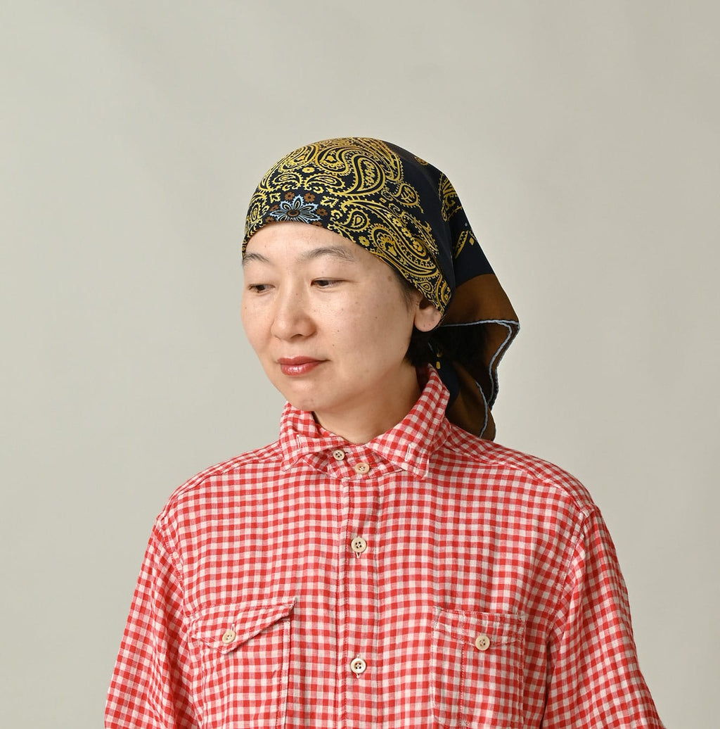 Silk Paisley Big Bandana Female Model