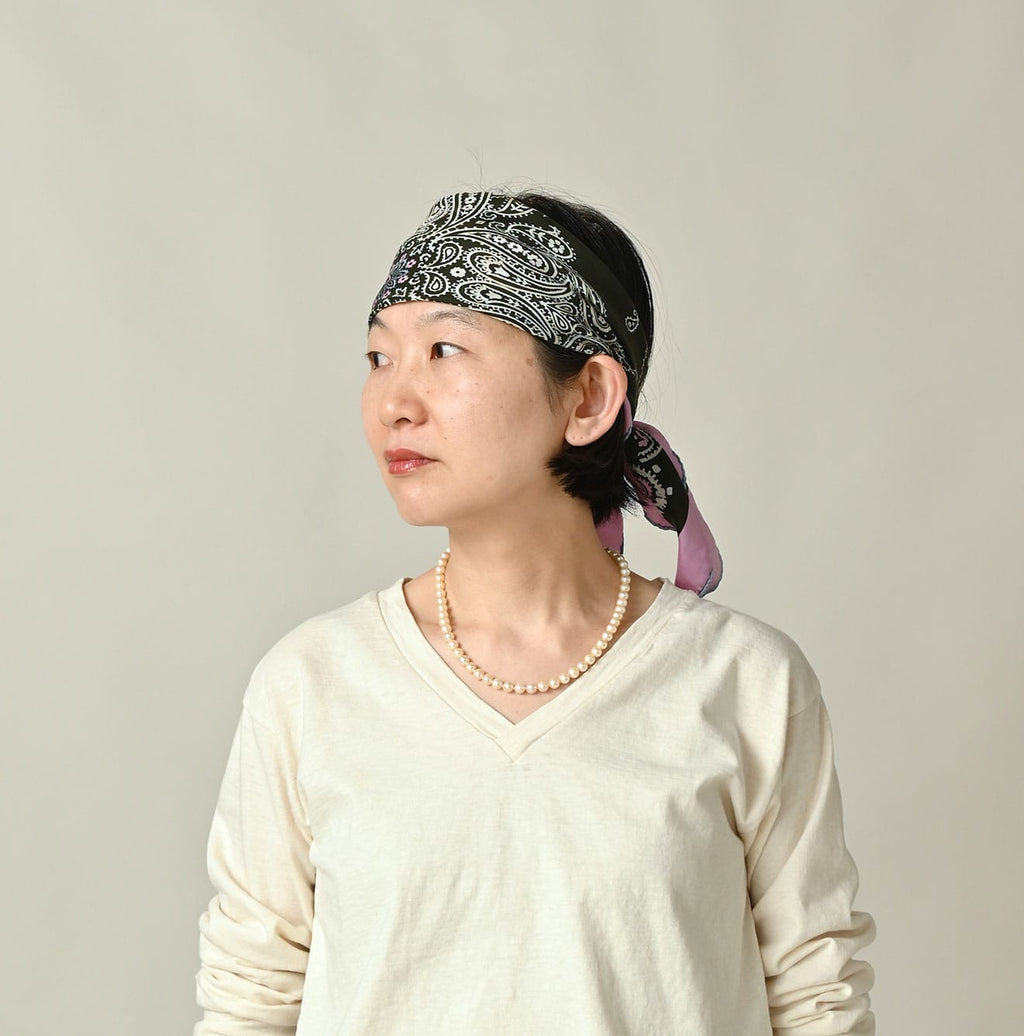 Silk Paisley Big Bandana Female Model