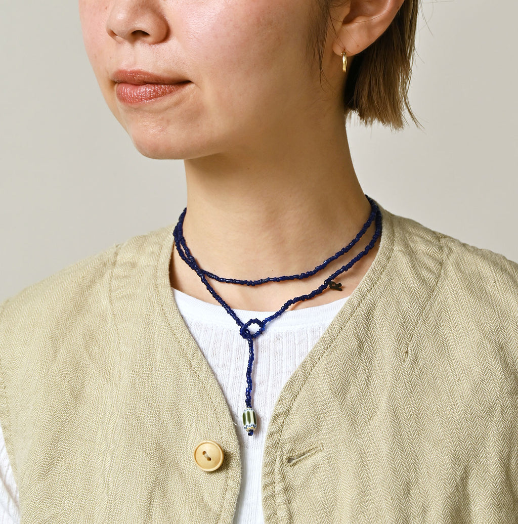 Linen Herringbone 908 Vest Detail