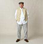 Linen Herringbone 908 Vest Male Model