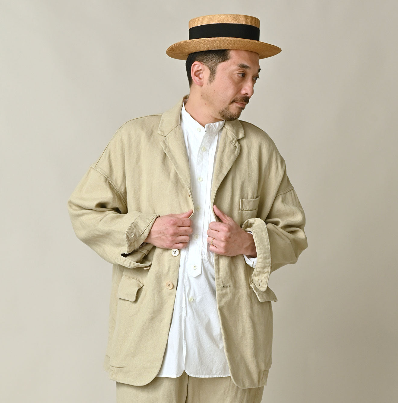 Linen Herringbone 908 Uma Jacket Male Model