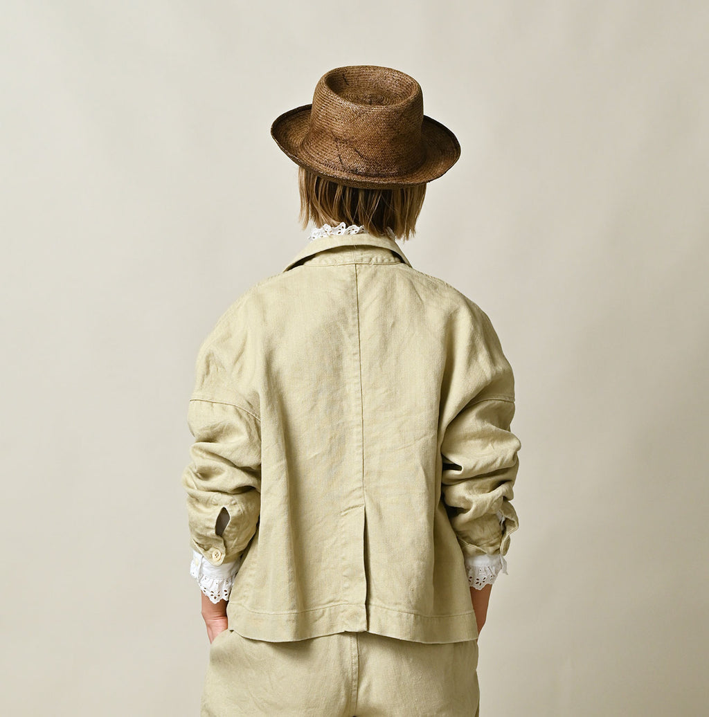 Linen Herringbone 908 Uma Jacket Female Model