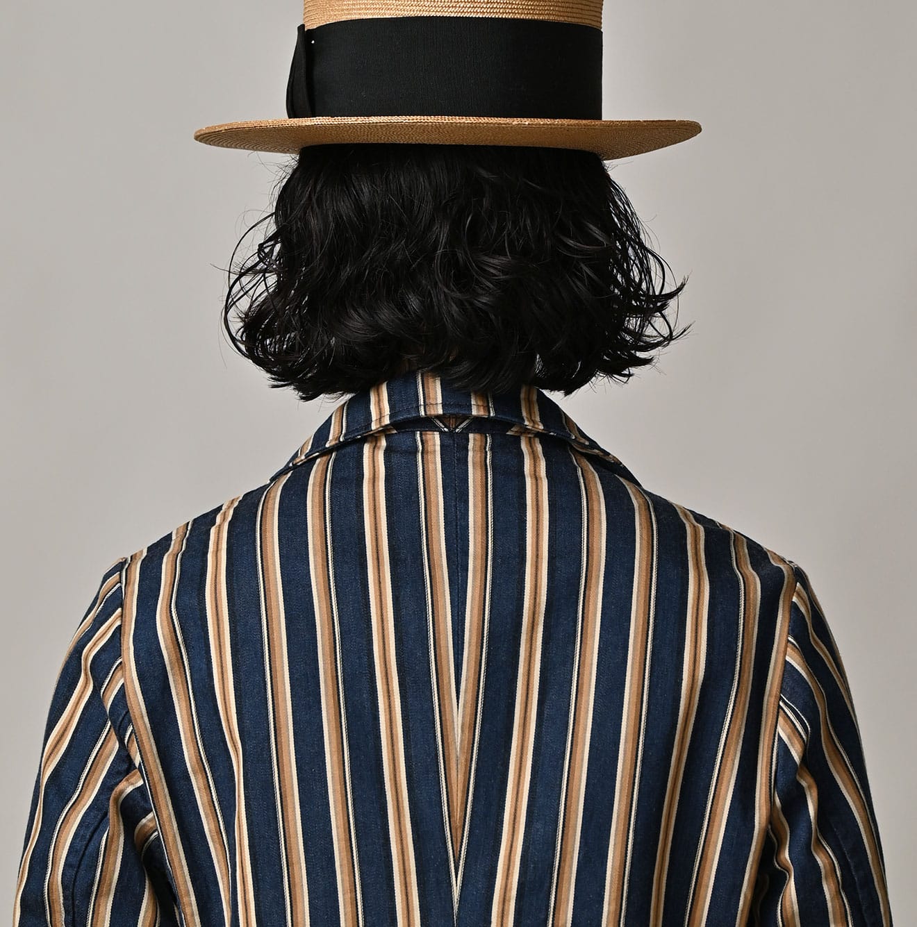 IroIro Hickory 908 Manolo Jacket Detail