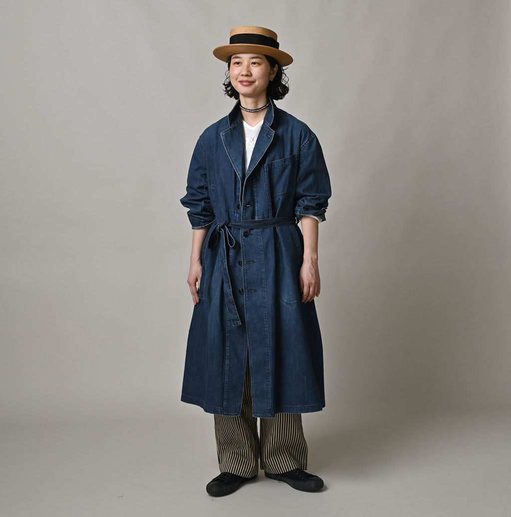 Indigo Mugihiko Denim 908 Work Coat Zyu Female Model