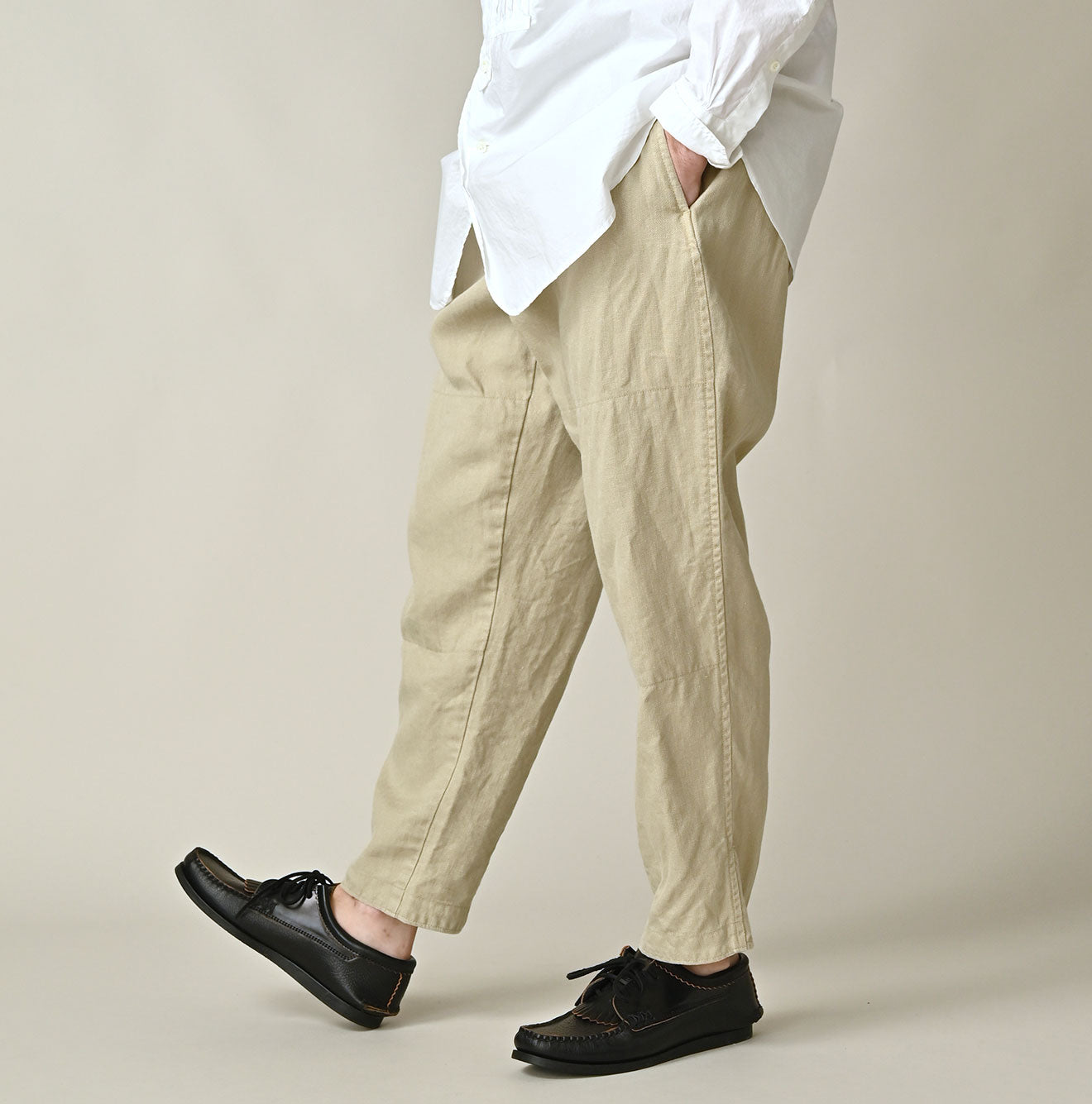 Linen Herringbone 908 Joppan Male Model