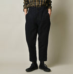 Indigo Linen Herringbone 908 Joppan Female Model