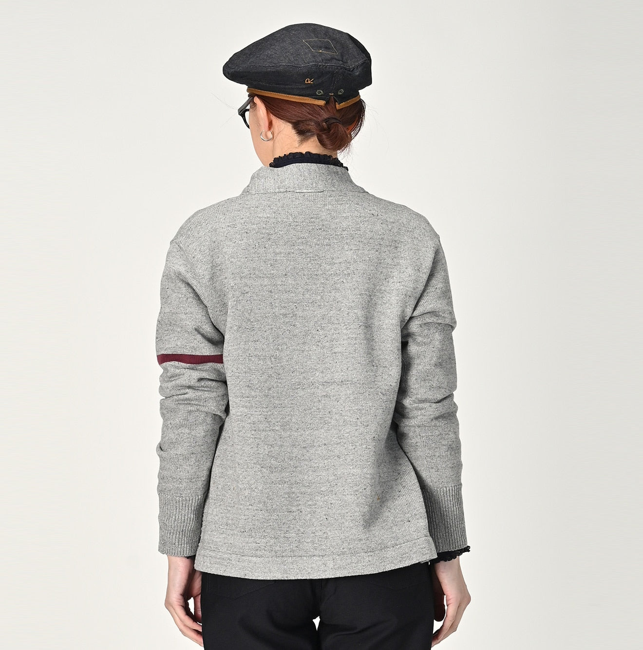 Top 77 Knitsew 908 Lettered Cardigan Female Model